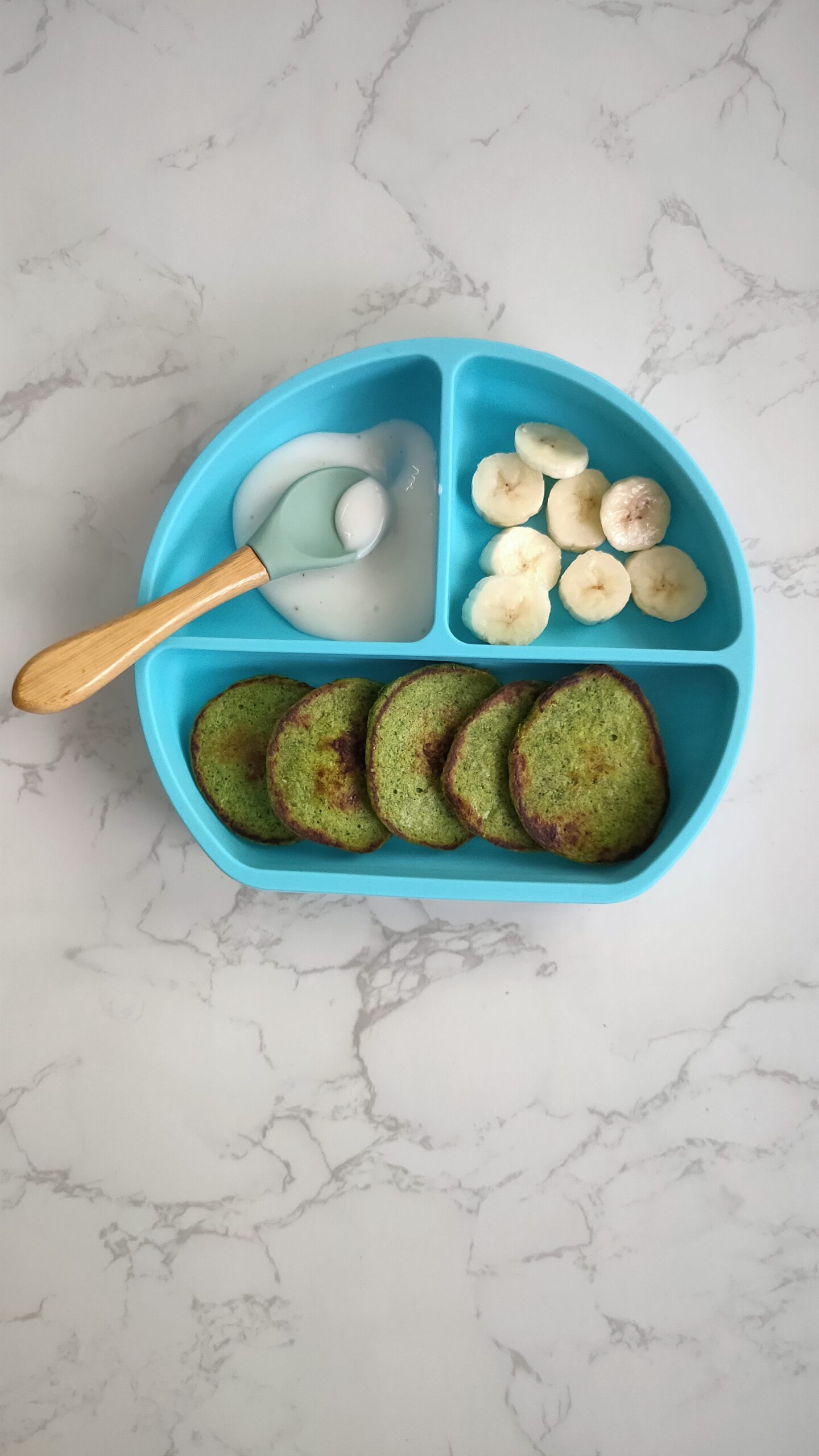 Read more about the article Spinach Oats Pancakes For Babies & Toddlers